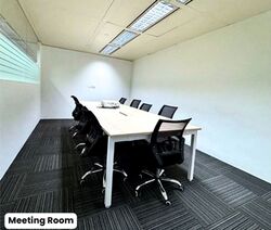 Odeon Towers (D7), Office #452995951